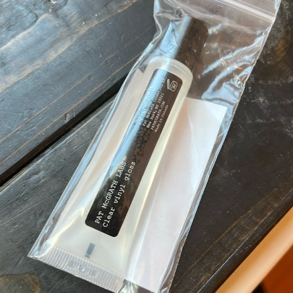 NWT Pat McGrath Labs Clear Vinyl LP Gloss - Picture 2 of 3